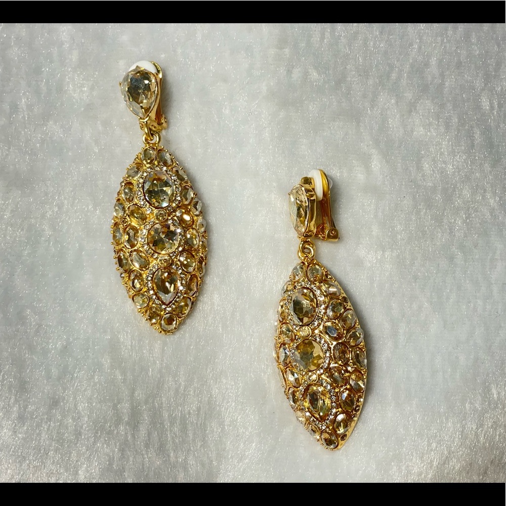 Oscar de la Renta Crystal Drop Earrings